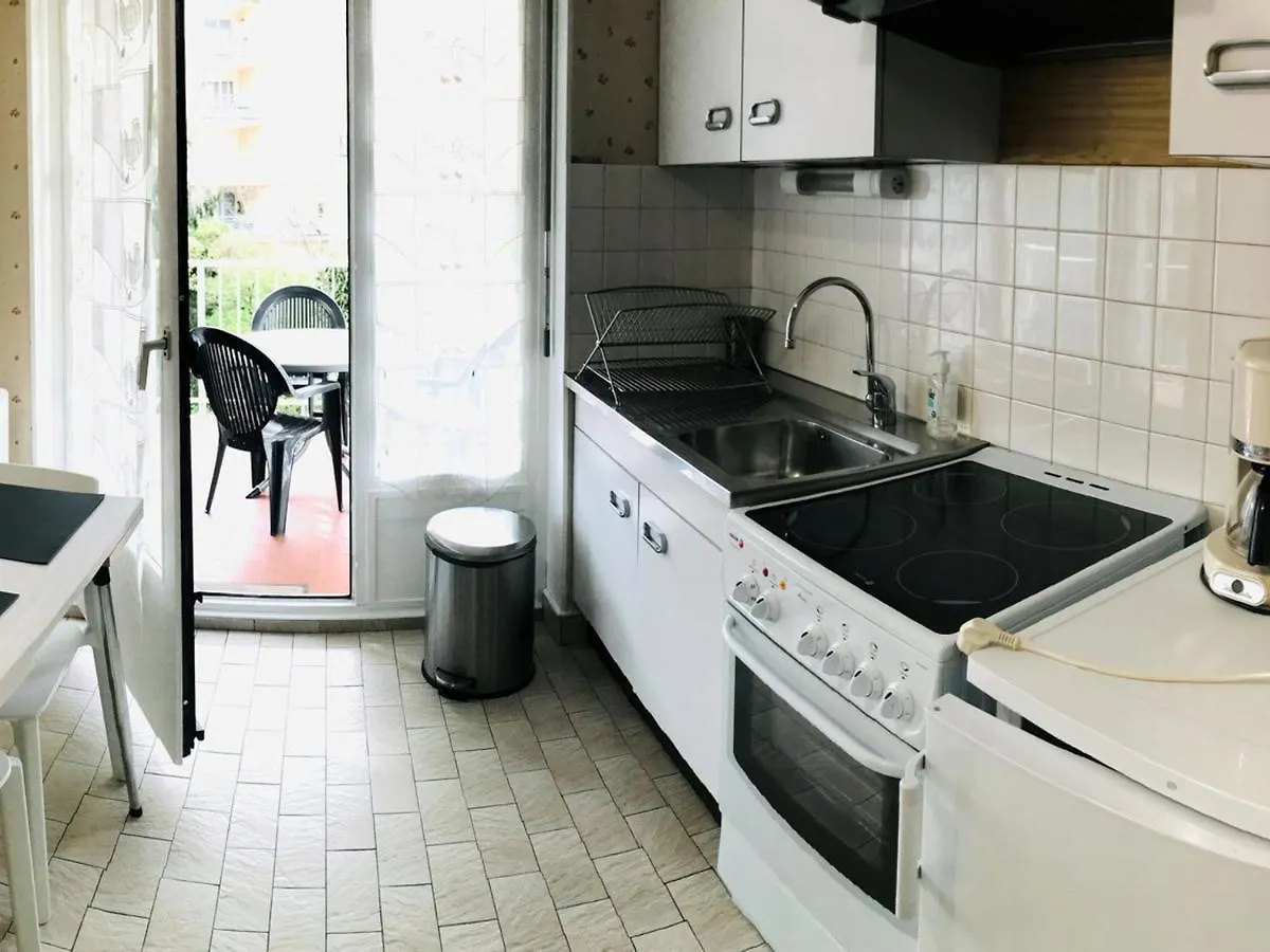 Apartment T1 Bis Confortable, Animaux Acceptes, Balcon, Parking Inclus - Fr-1-555-76 Aix-les-Bains France