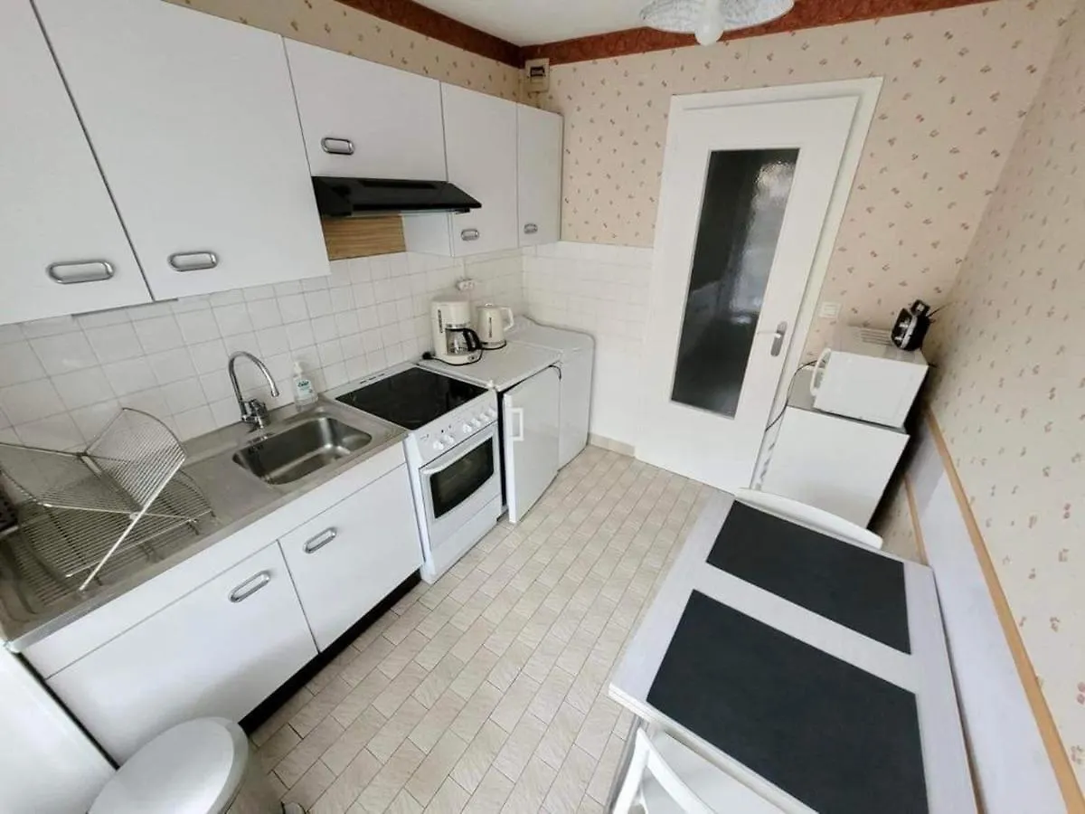 T1 Bis Confortable, Animaux Acceptes, Balcon, Parking Inclus - Fr-1-555-76 Aix-les-Bains Apartment