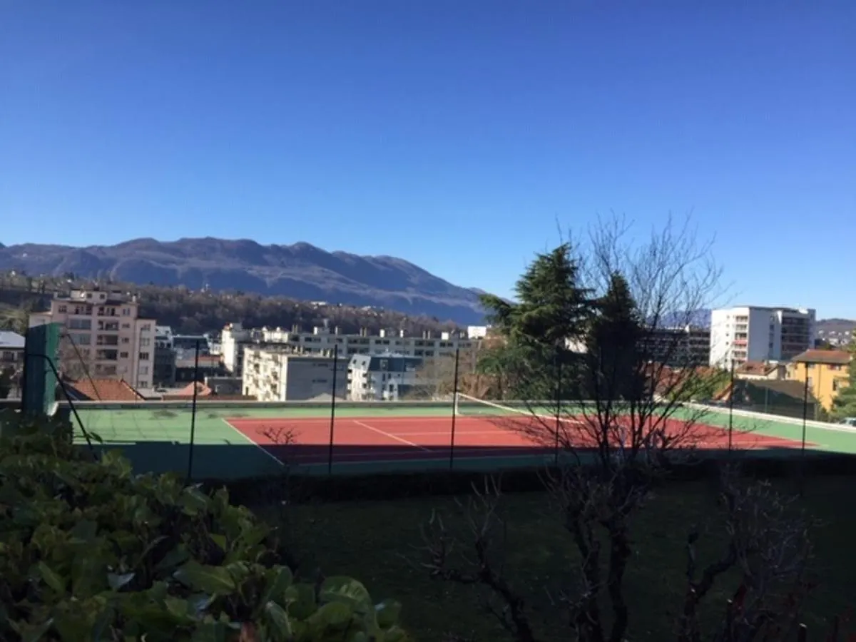 T1 Bis Confortable, Animaux Acceptes, Balcon, Parking Inclus - Fr-1-555-76 Aix-les-Bains